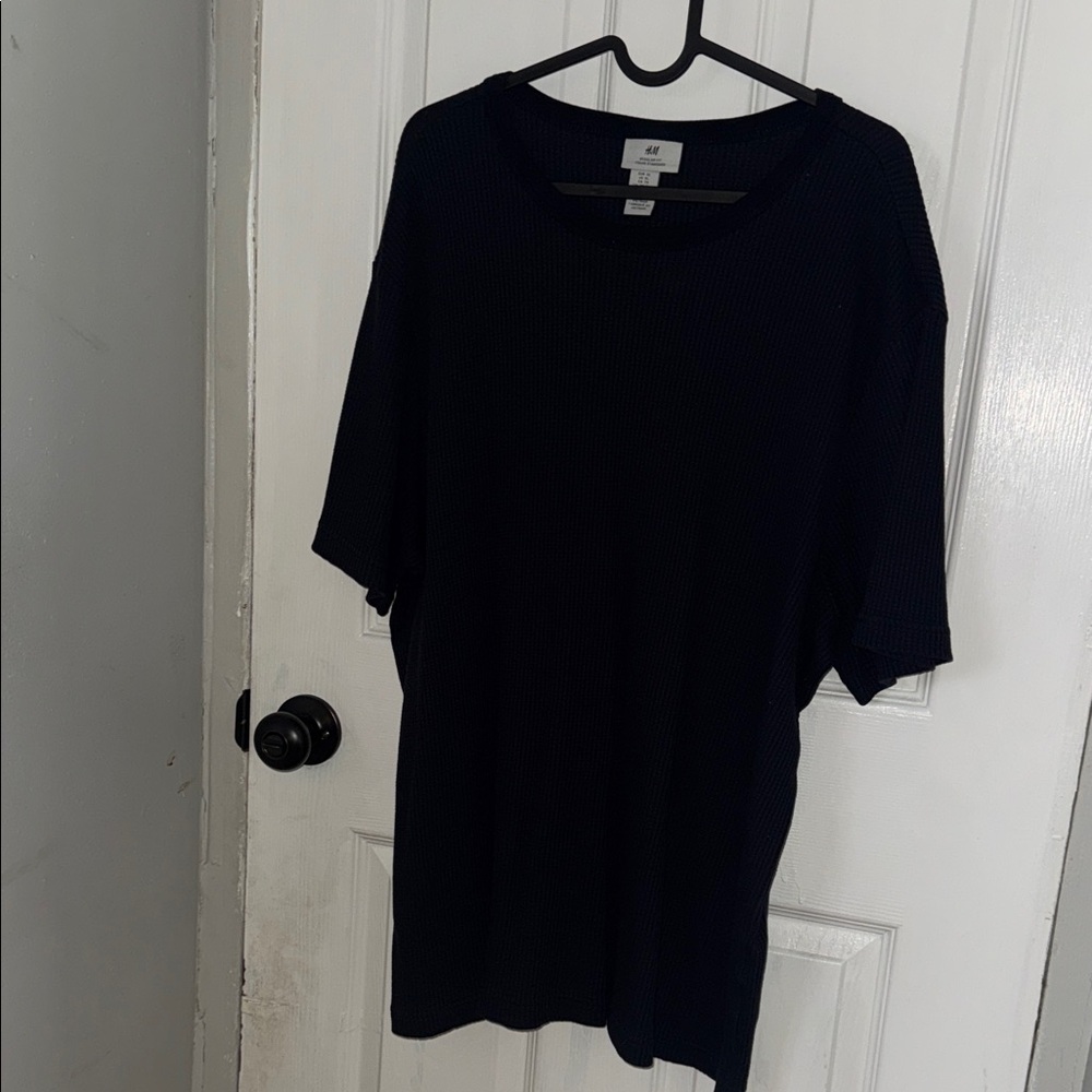 H&M Men's Dark Tee